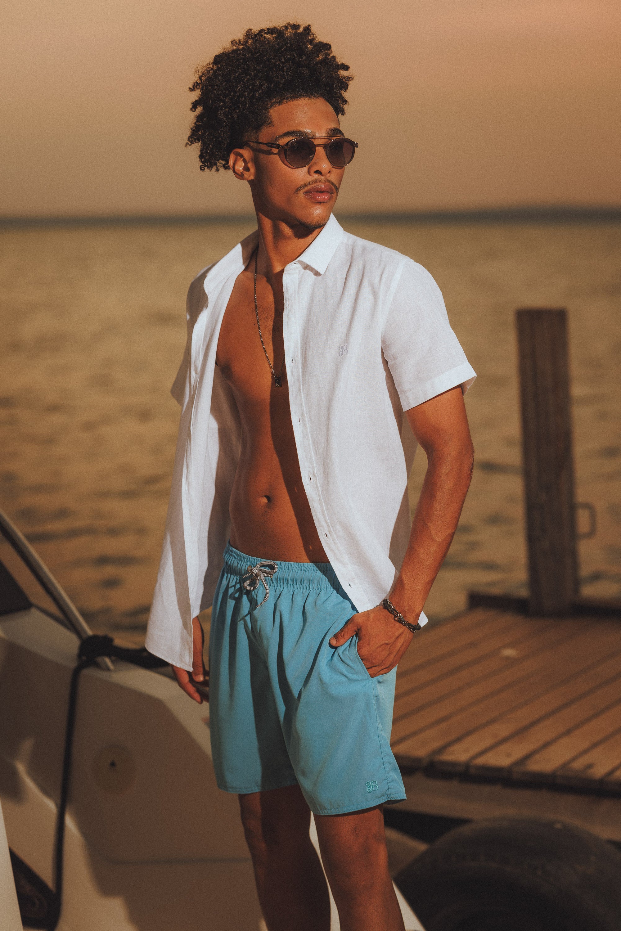 Short Praia Liso Gold