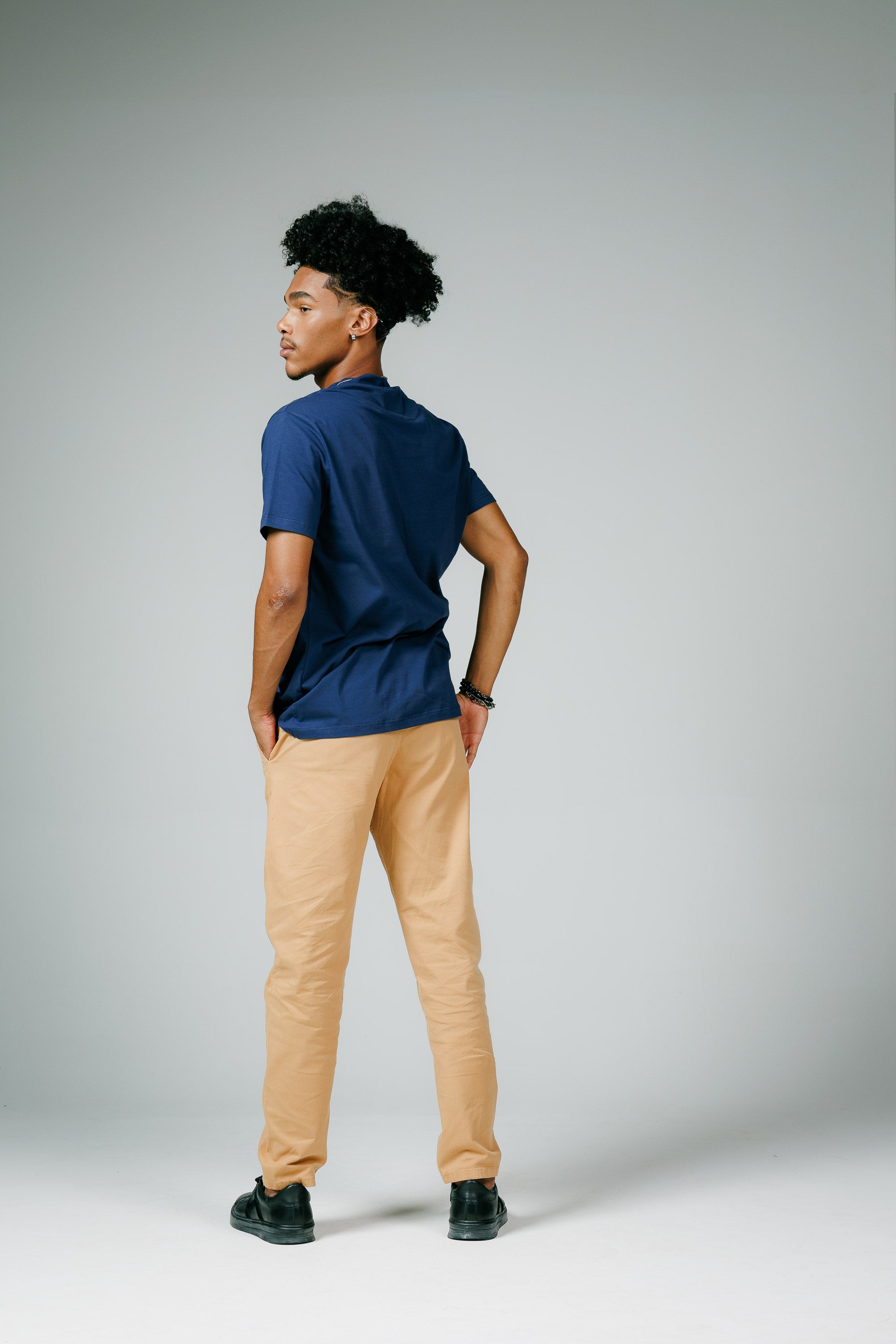 Camiseta Premium Algodão Egípcio Gola Alta Manga Curta