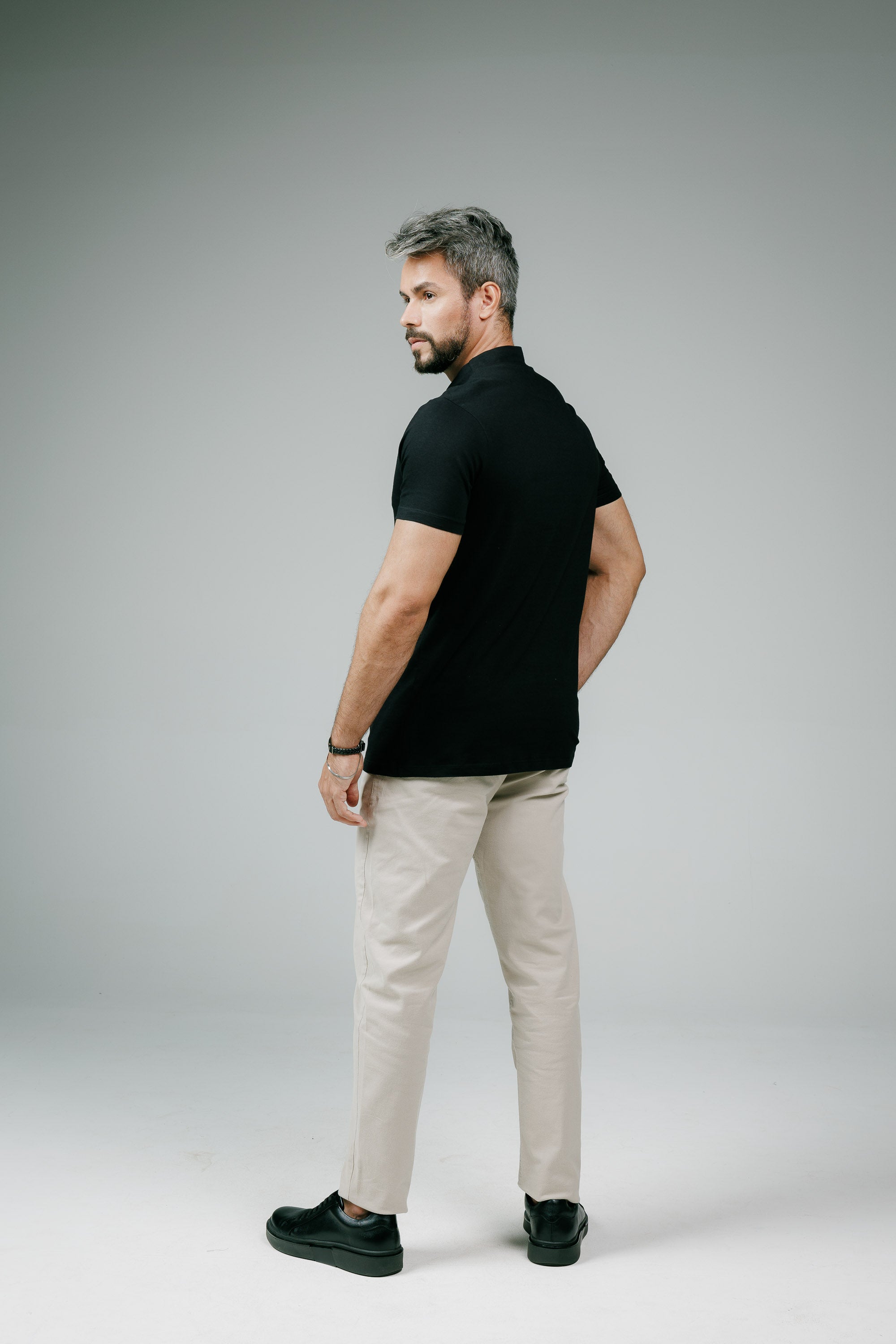 Camiseta Premium Algodão Egípcio Gola Alta Manga Curta